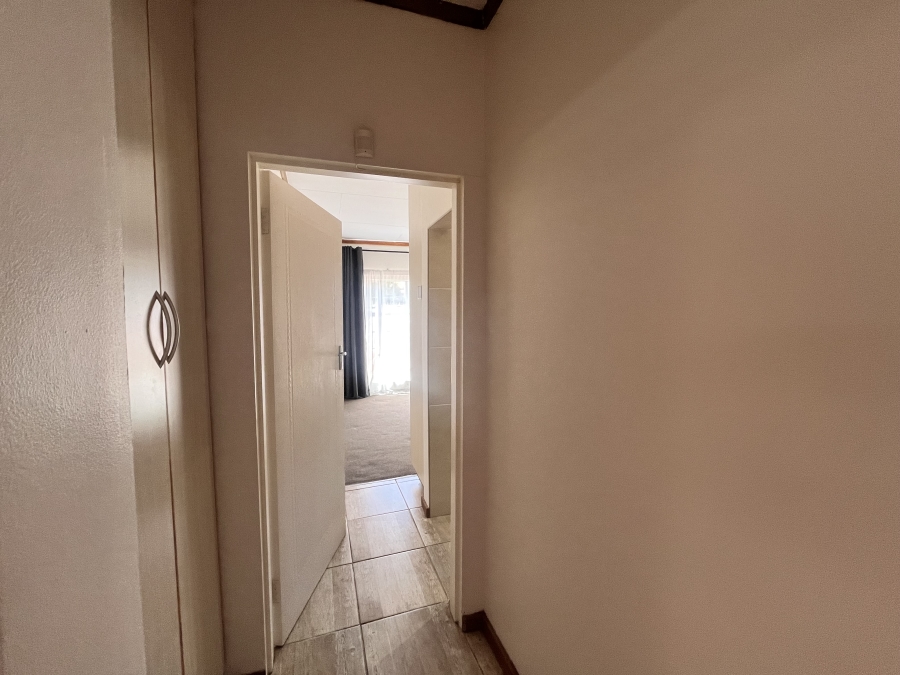 To Let 2 Bedroom Property for Rent in Doringkruin North West